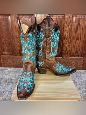 Corral Brown & Turquoise Dahlia Embroidery Western Boots